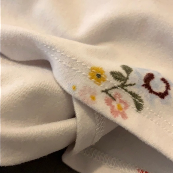 Floral cropped white top • ARDENE basic collection - Picture 4 of 4